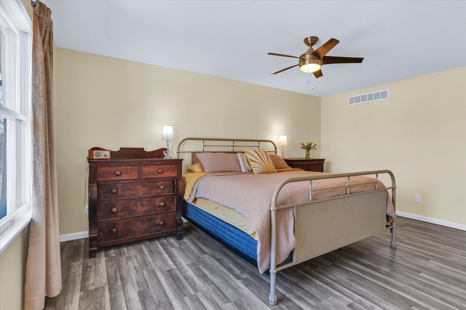 1902 Oak Park Drive Property Photo 33