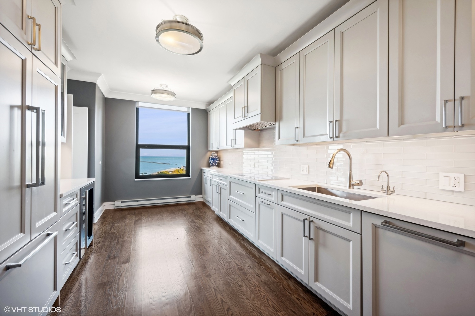 1040 N Lake Shore Drive 8b Property Photo 13