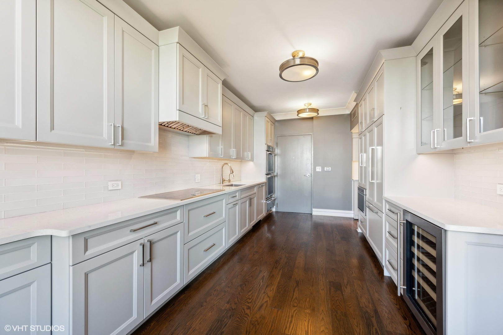 1040 N Lake Shore Drive 8b Property Photo 15