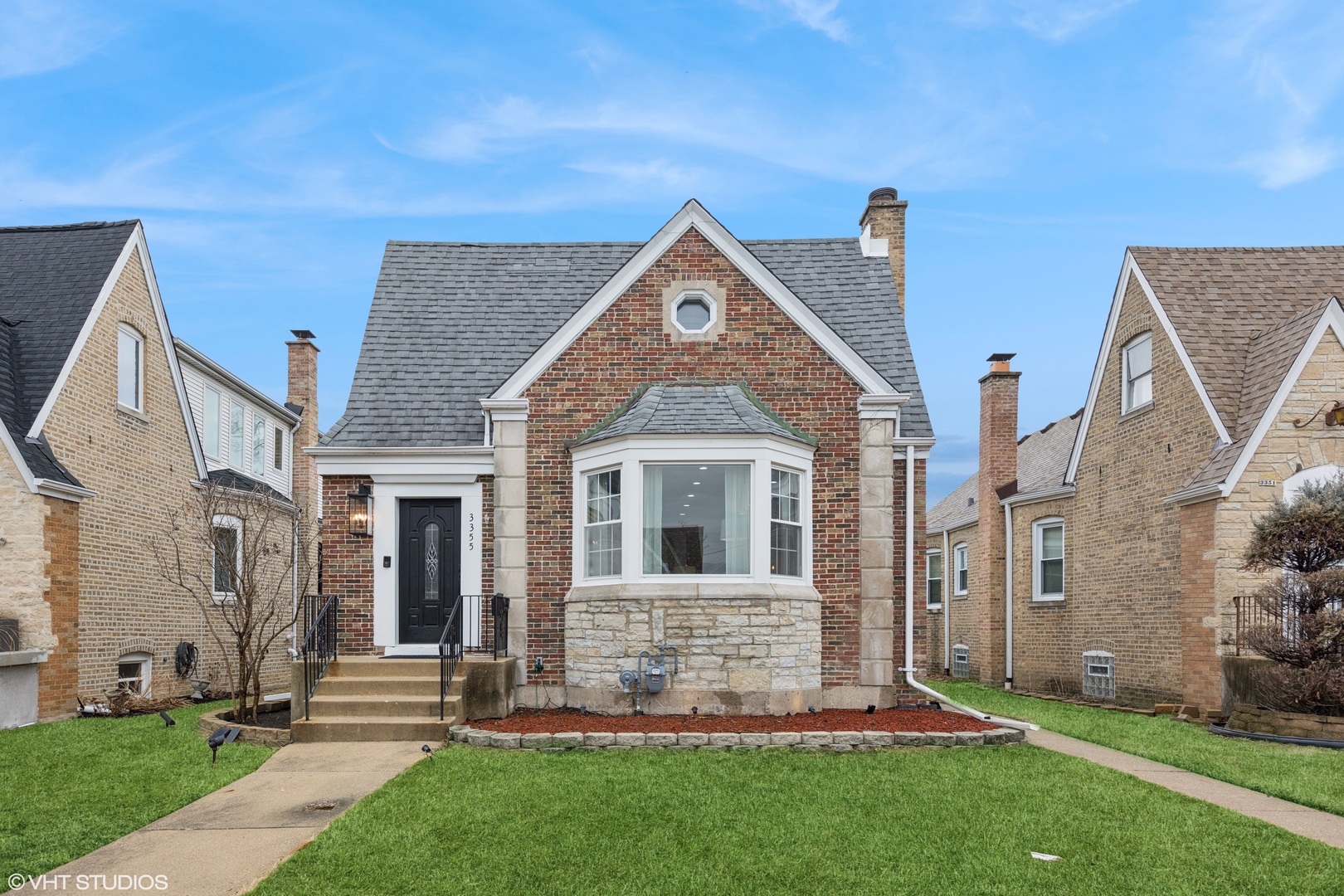 3355 N New England Avenue Property Photo