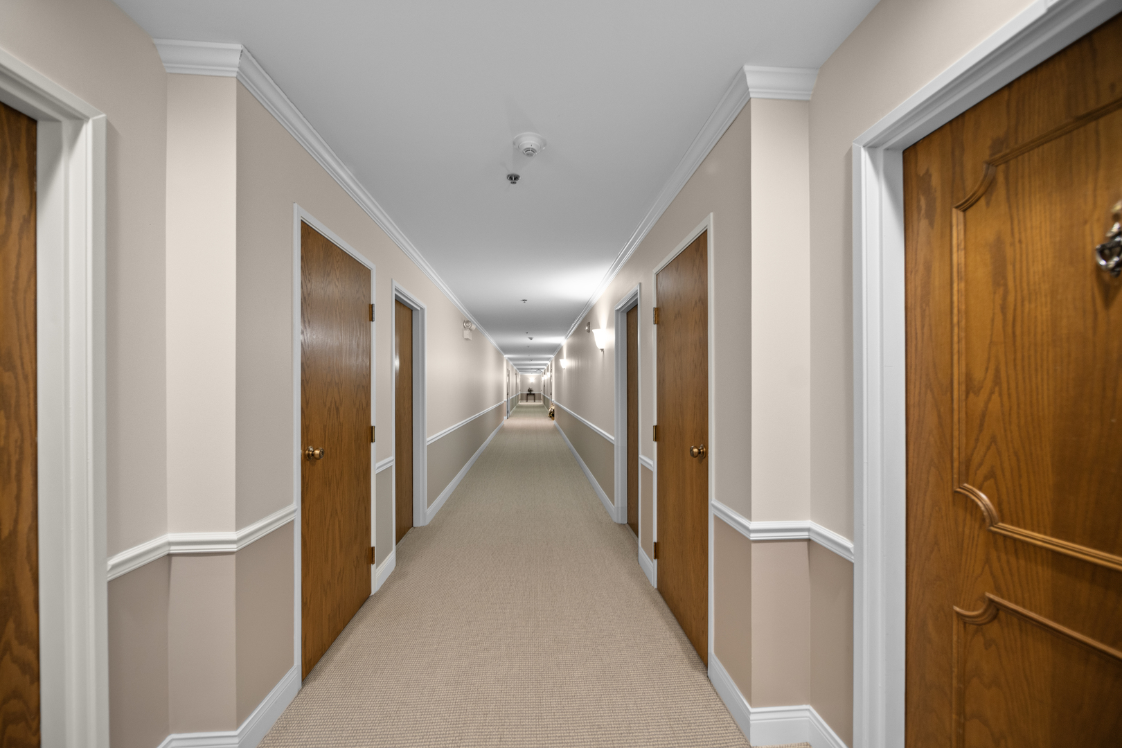 501 Lake Hinsdale Drive 207 Property Photo 8