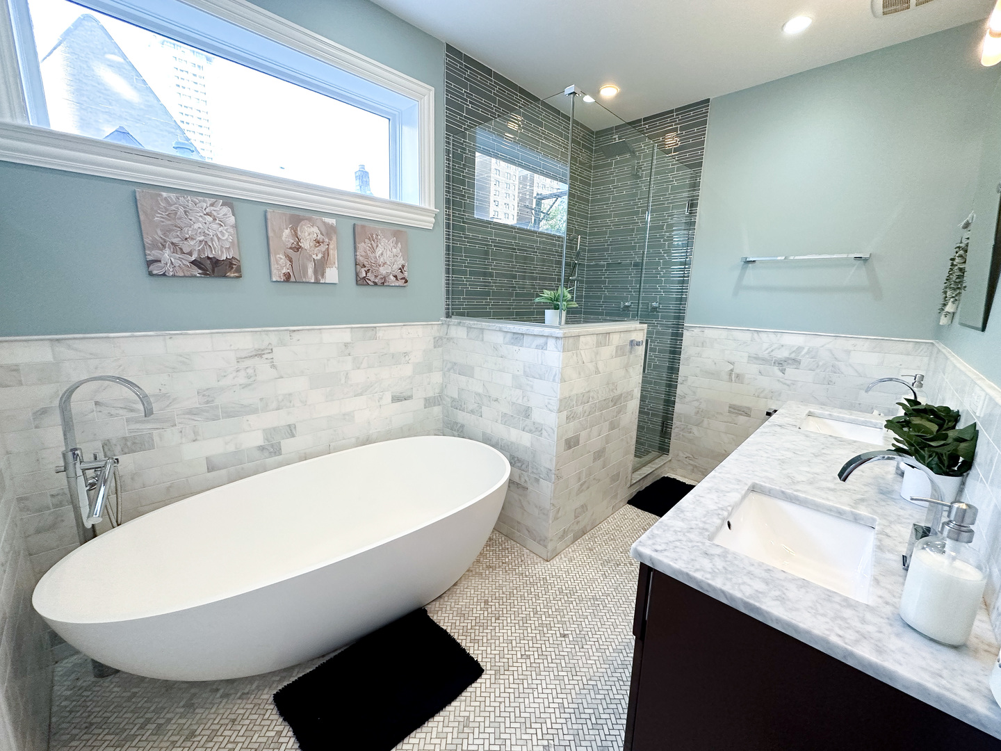 113 W Elm Street Property Photo 42