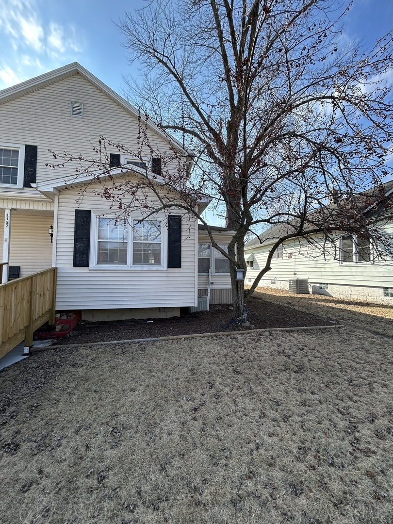 1127 Marquette Street Property Photo 3