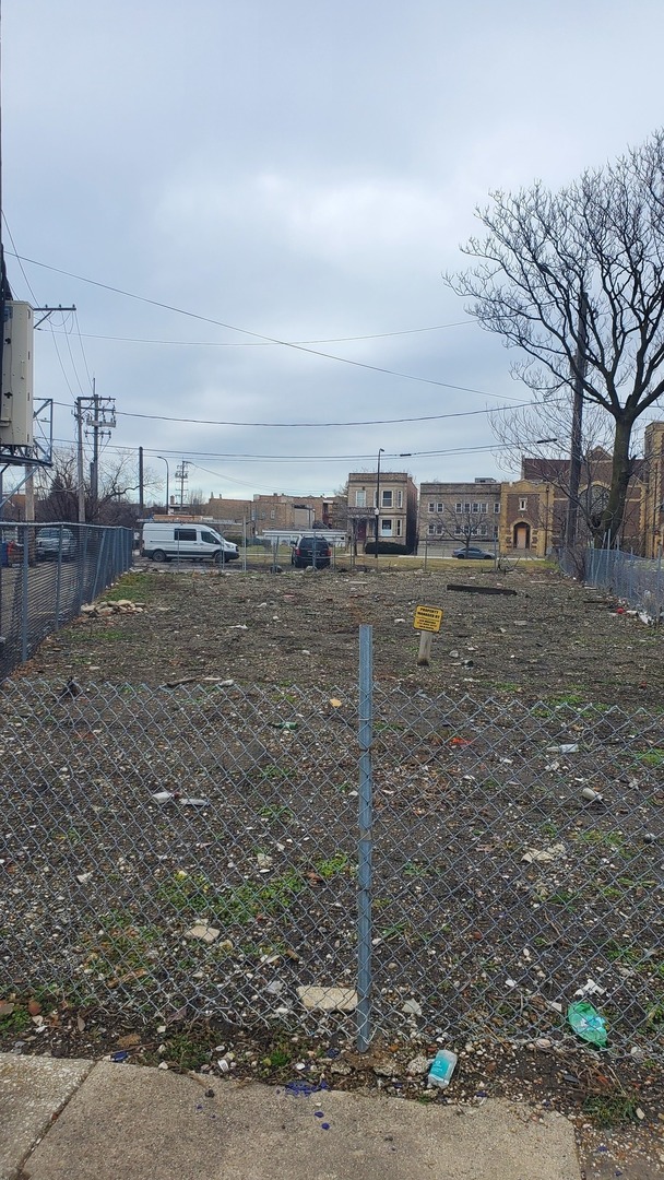 517 S Millard Avenue Property Photo 1
