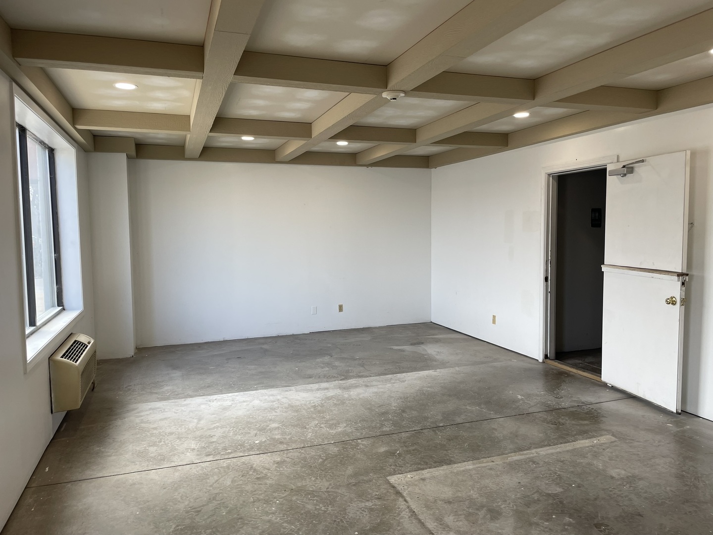 2309 N Ringwood Road X Property Photo 2