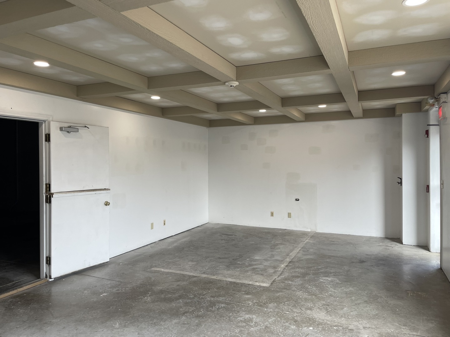 2309 N Ringwood Road X Property Photo 4