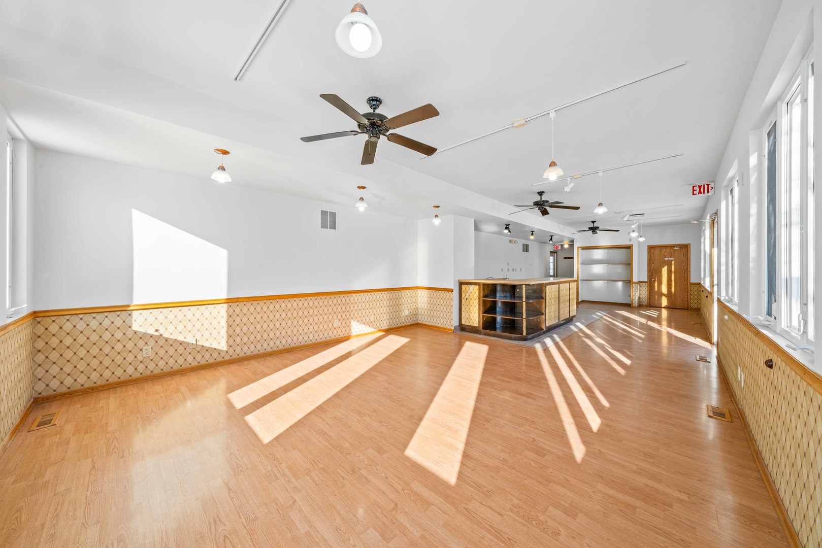 421 E Church Street Property Photo 13