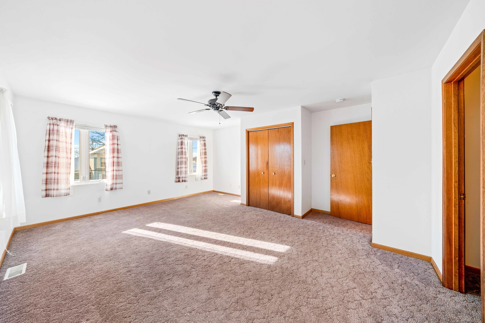 421 E Church Street Property Photo 29
