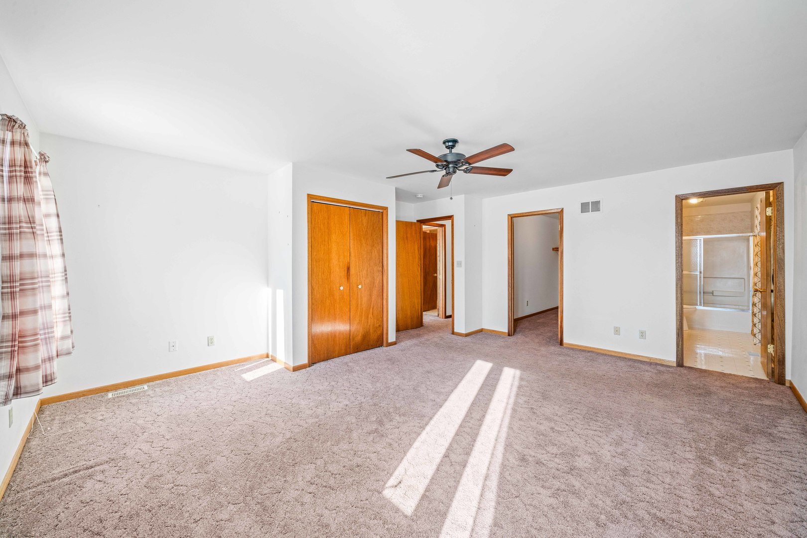 421 E Church Street Property Photo 30