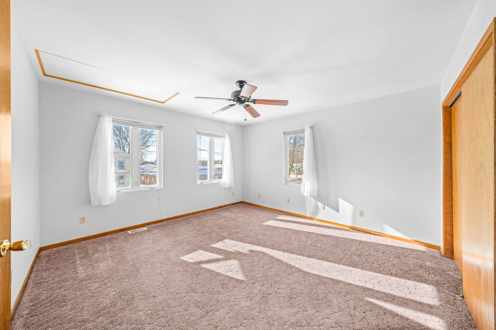 421 E Church Street Property Photo 33