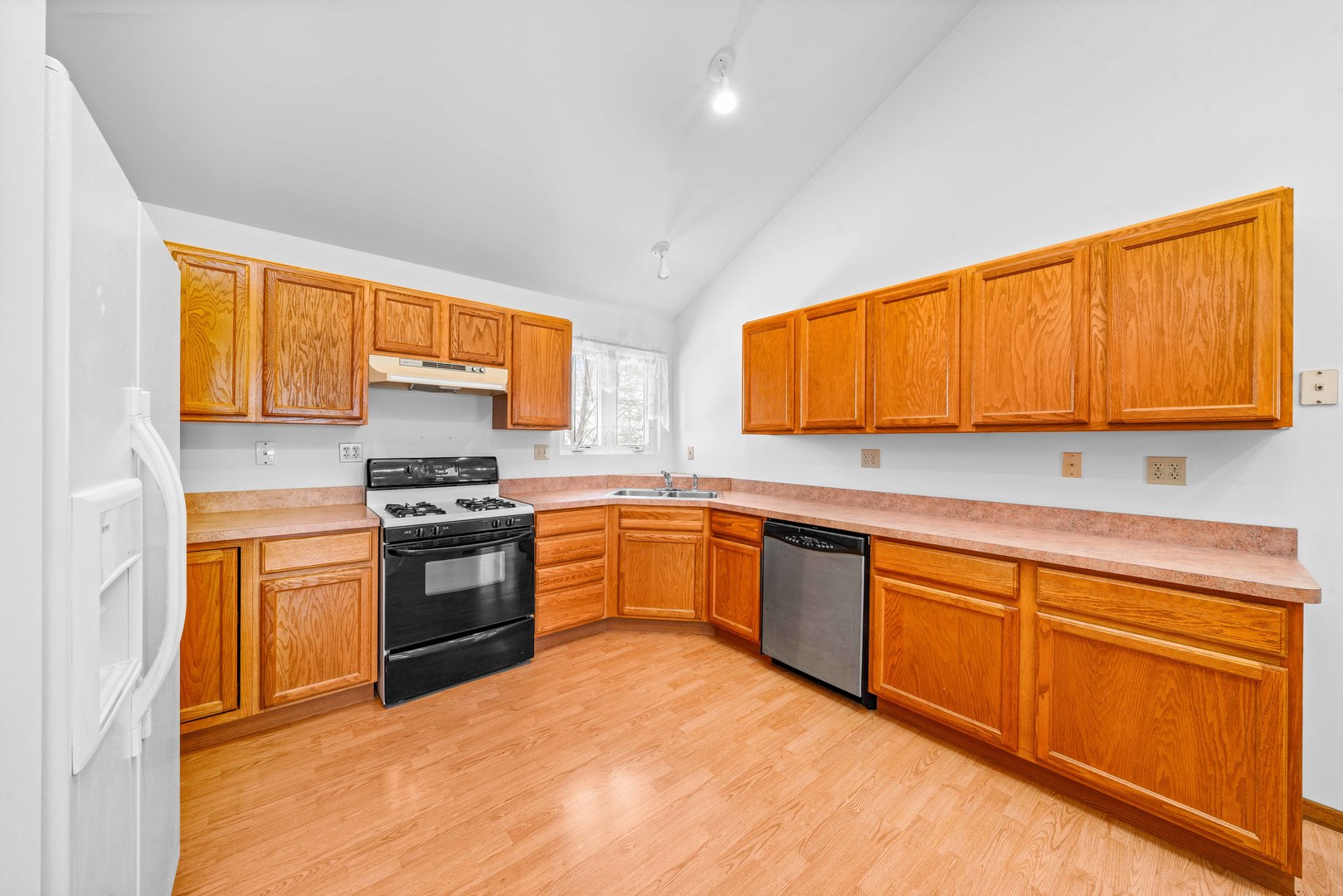 421 E Church Street Property Photo 38