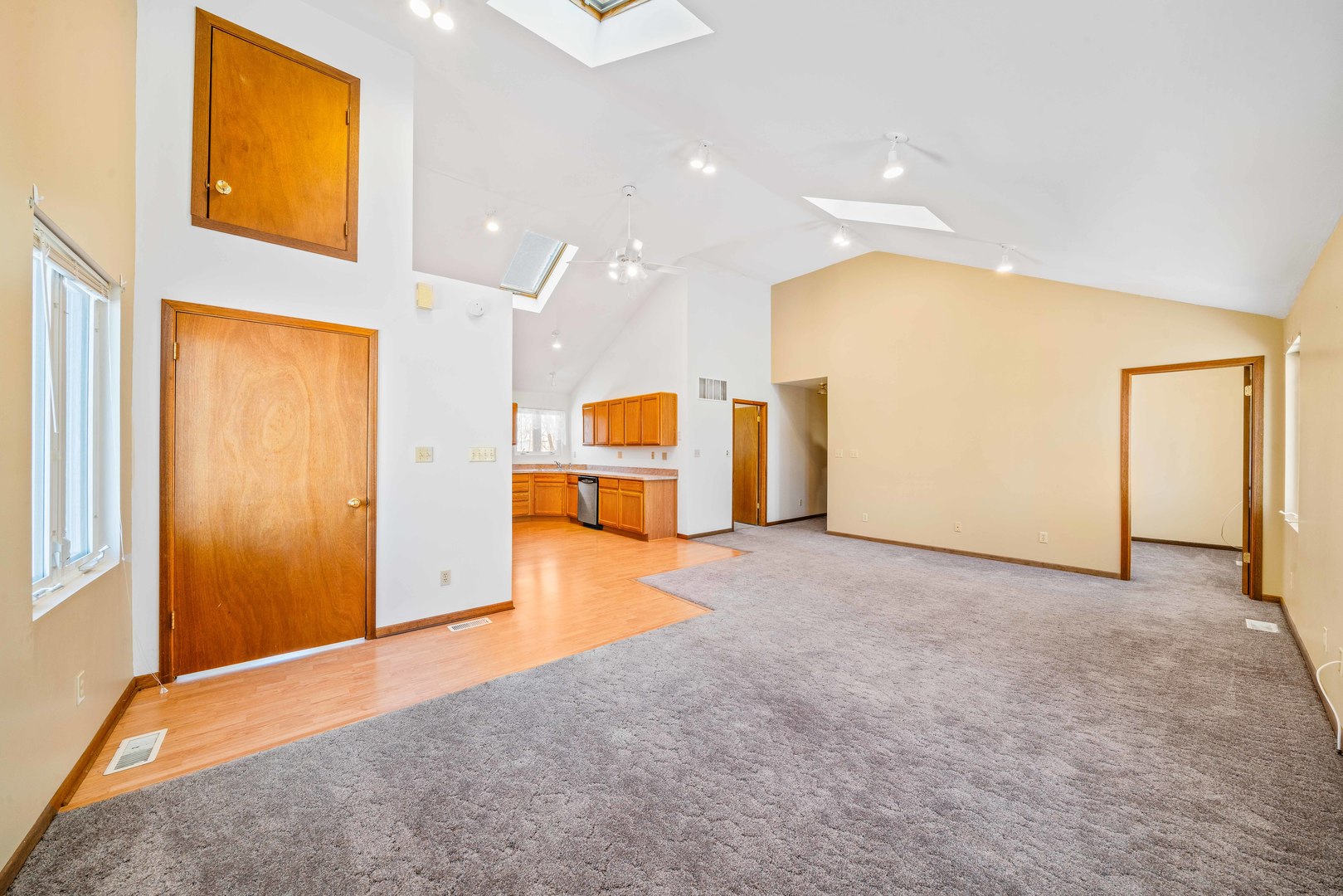 421 E Church Street Property Photo 42
