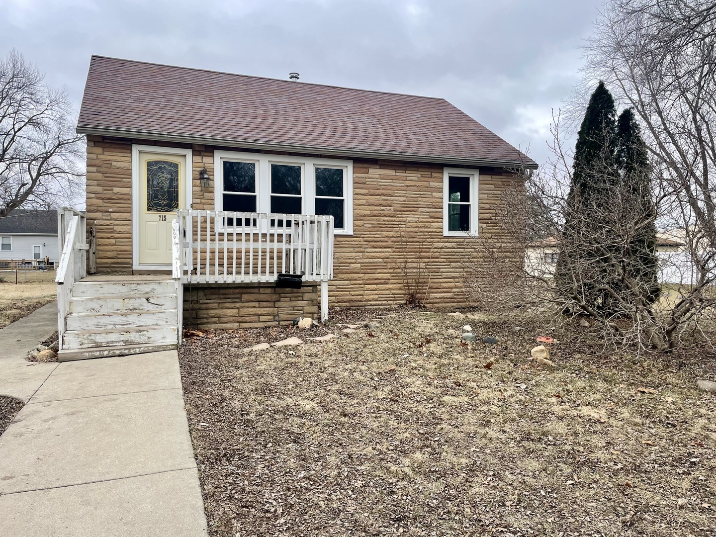 715 E Payson Street Property Photo