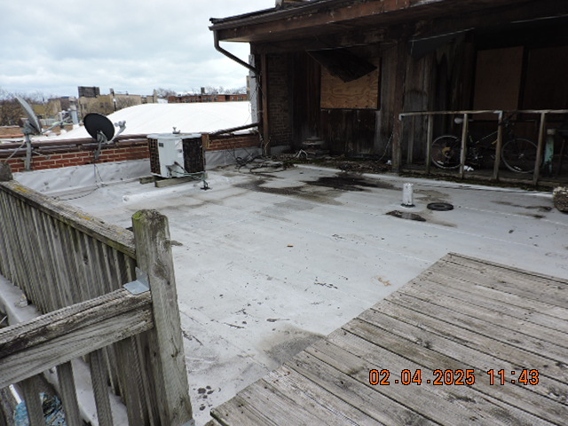 819-821 Howard Street Property Photo 6