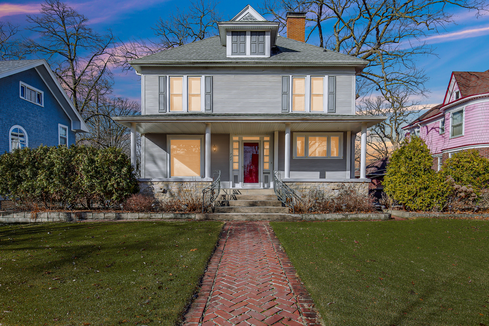 727 S CHICAGO Avenue Property Photo 1