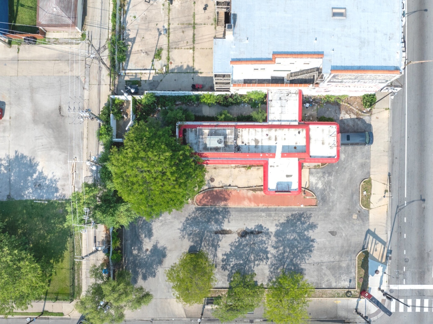 1607 W 87th Street Property Photo 2