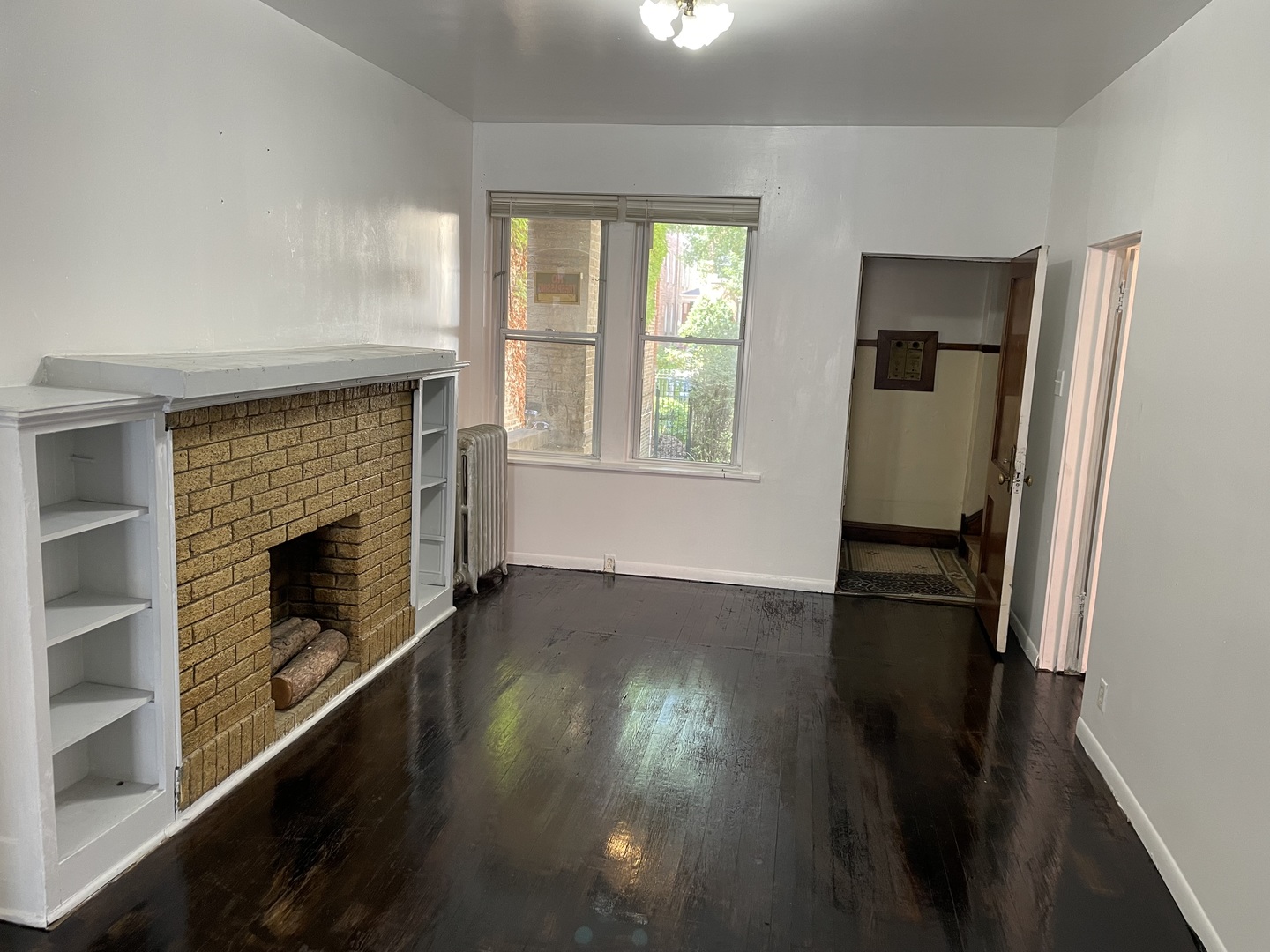 4919 N Lawndale Avenue Property Photo 4