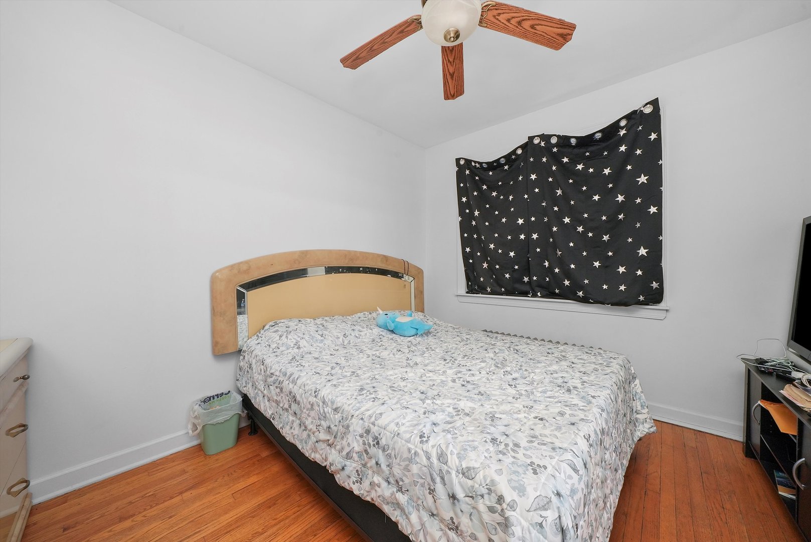 2524 S California Avenue Property Photo 10