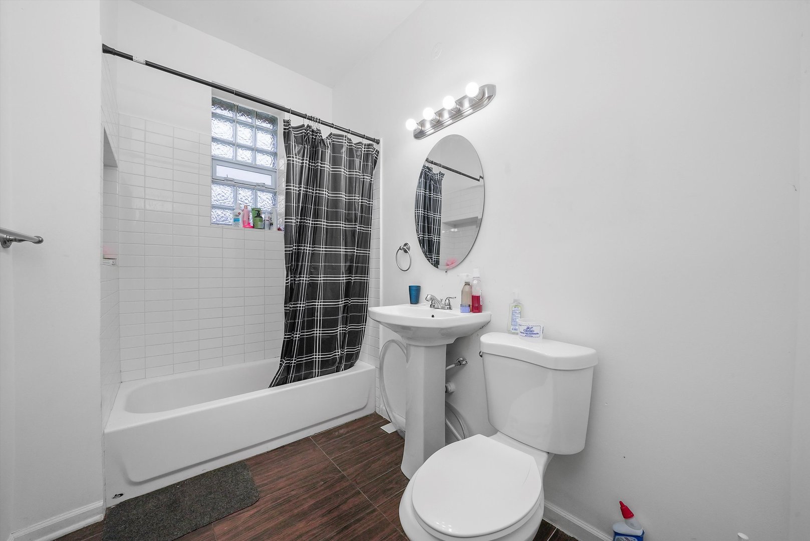2524 S California Avenue Property Photo 16