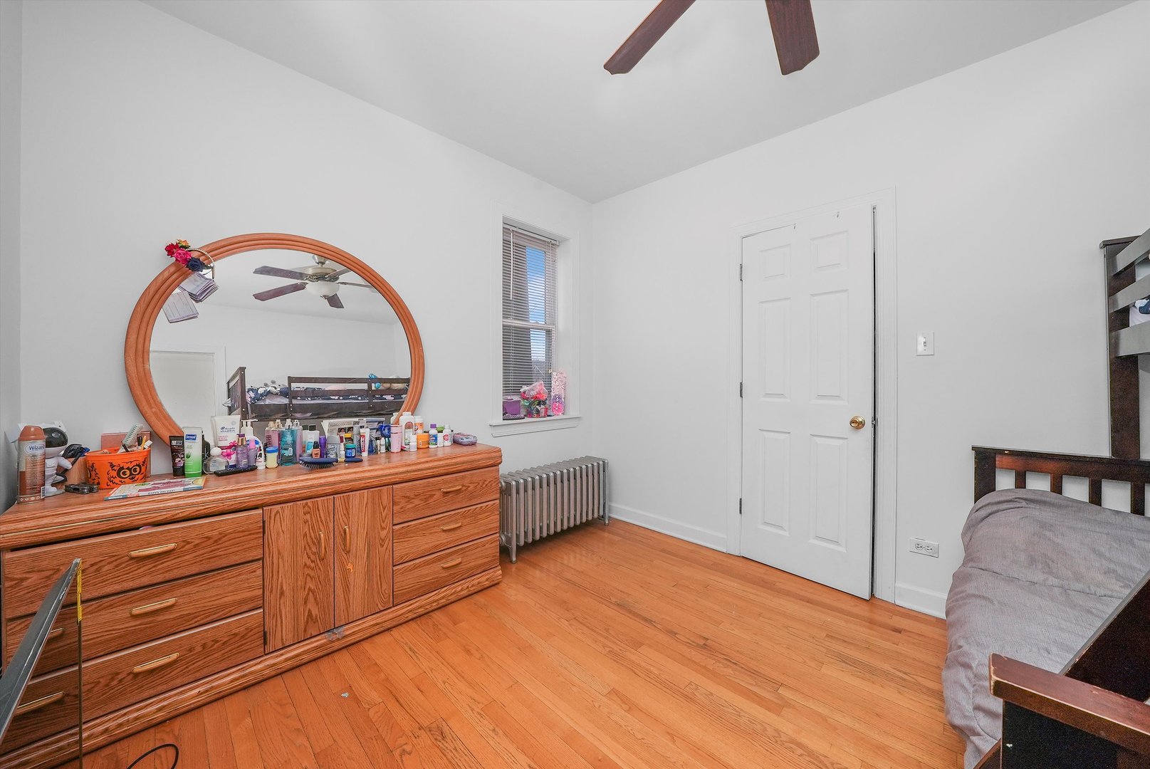 2524 S California Avenue Property Photo 25