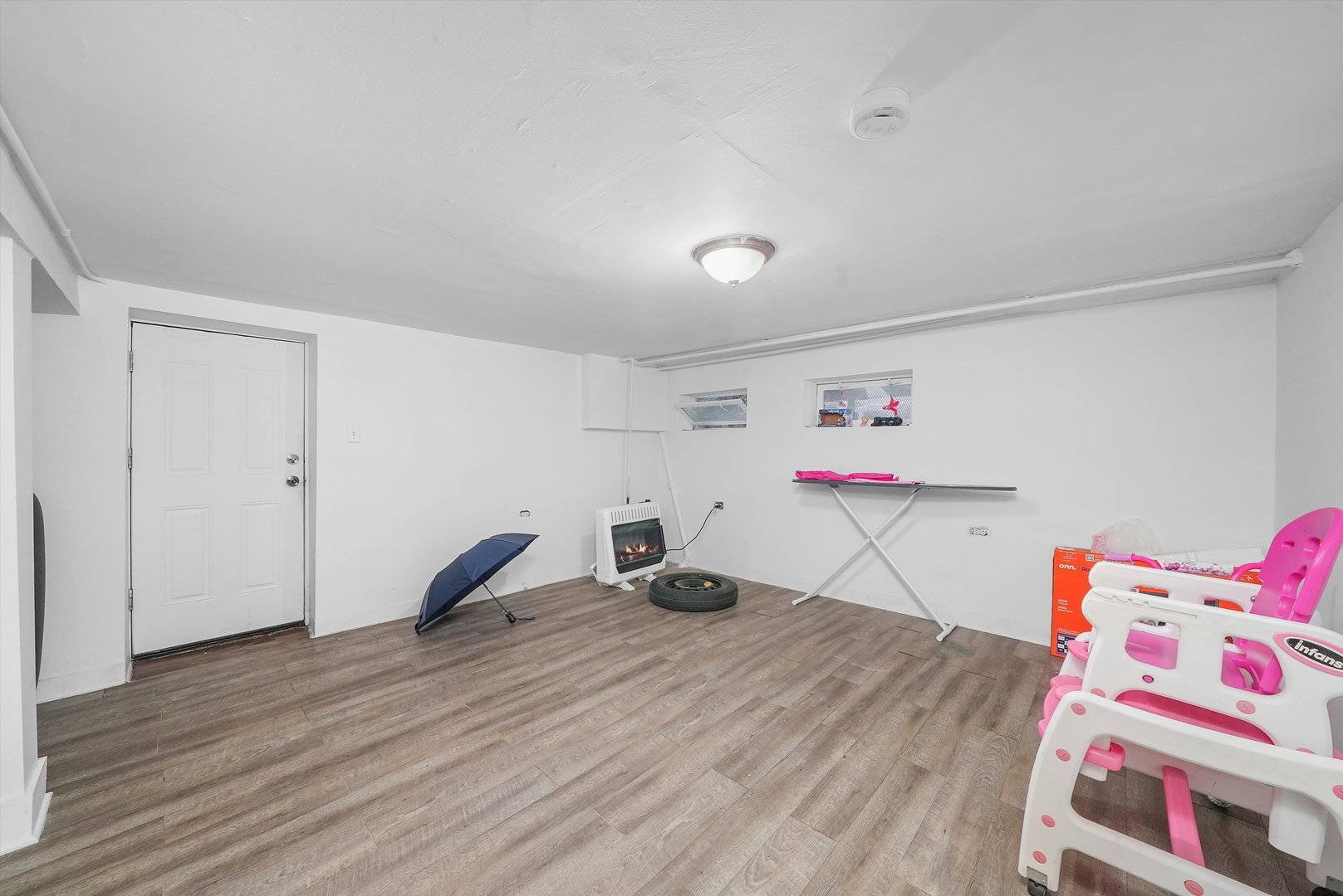 2524 S California Avenue Property Photo 32
