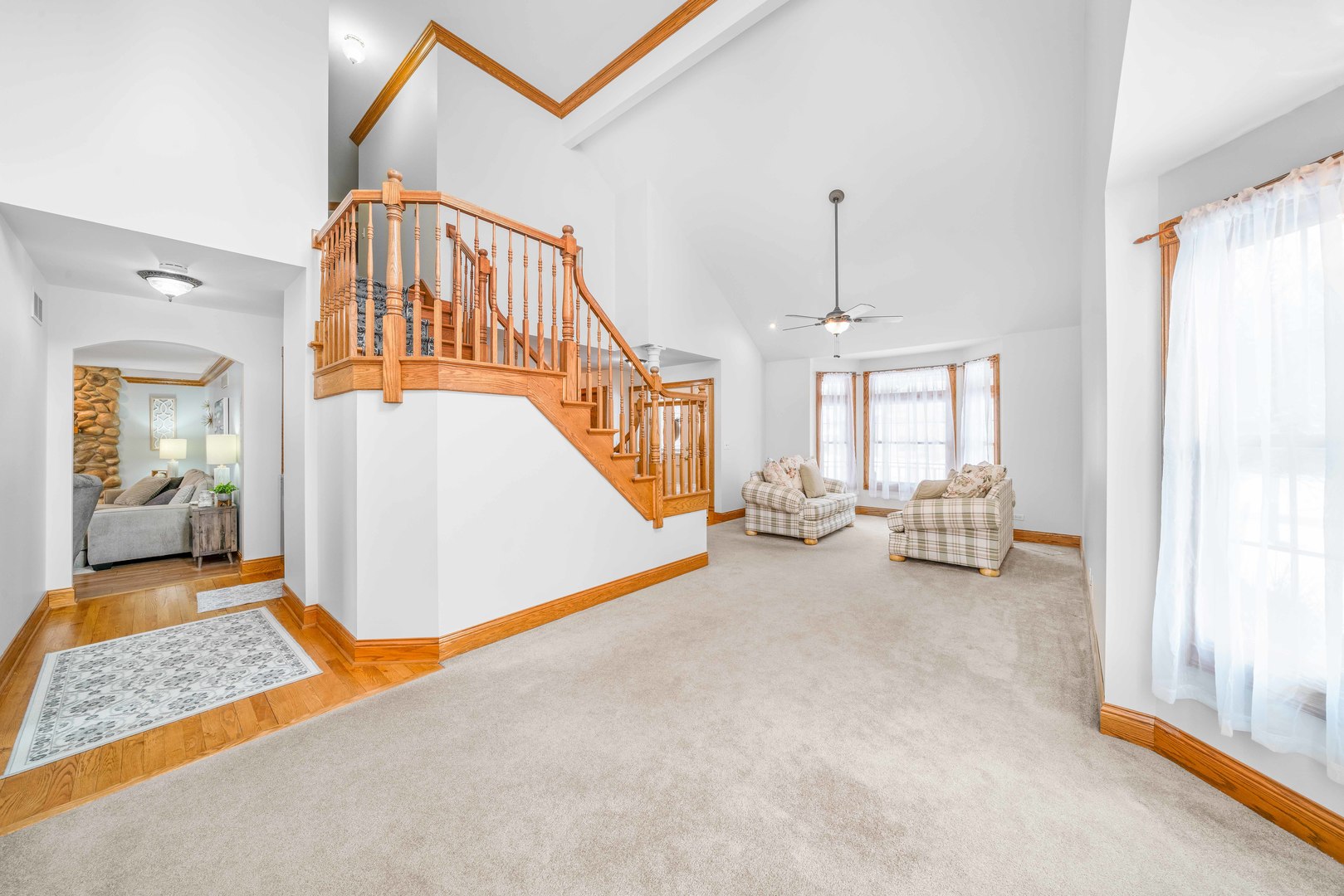 549 Beachview Drive Property Photo 12