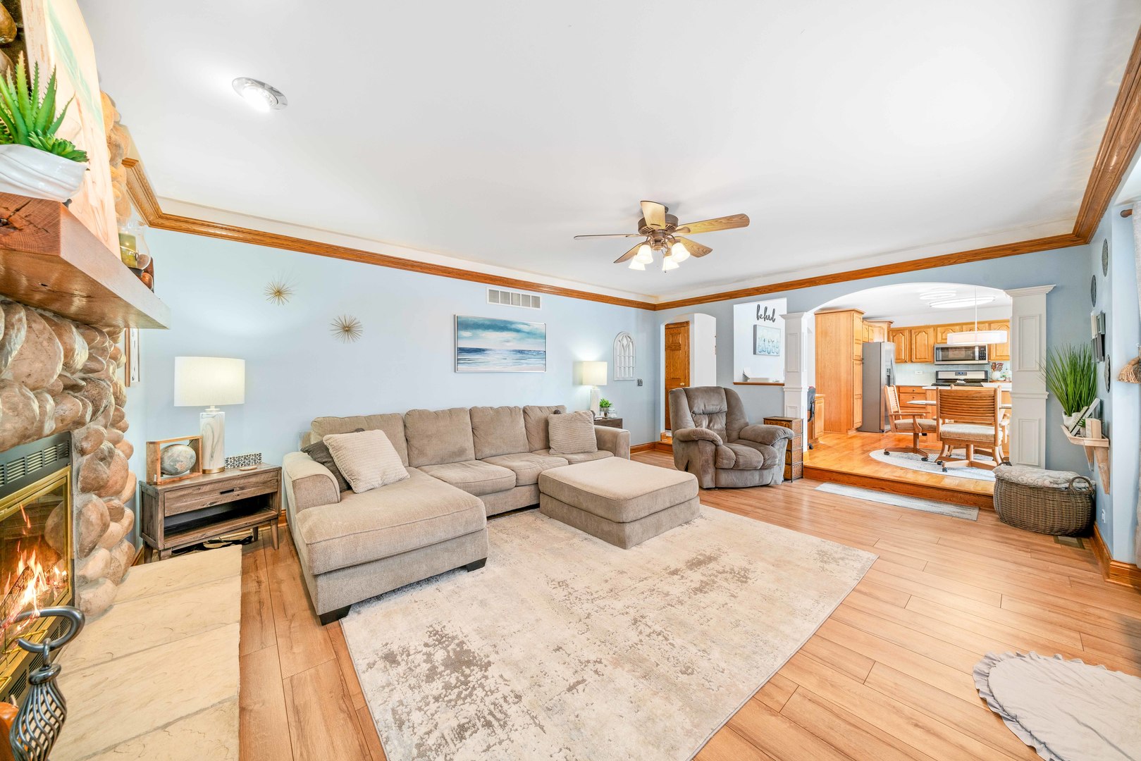 549 Beachview Drive Property Photo 16