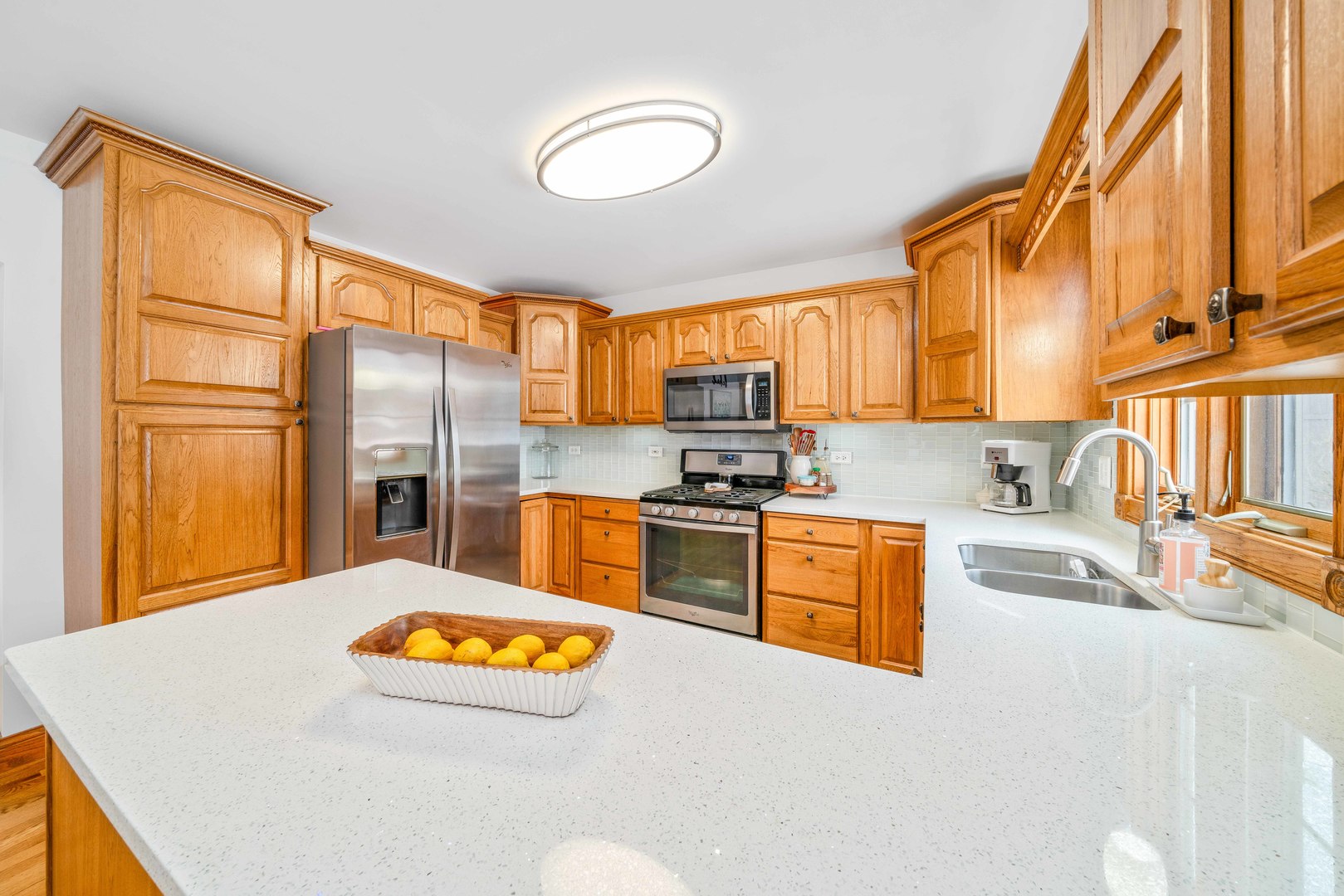 549 Beachview Drive Property Photo 19