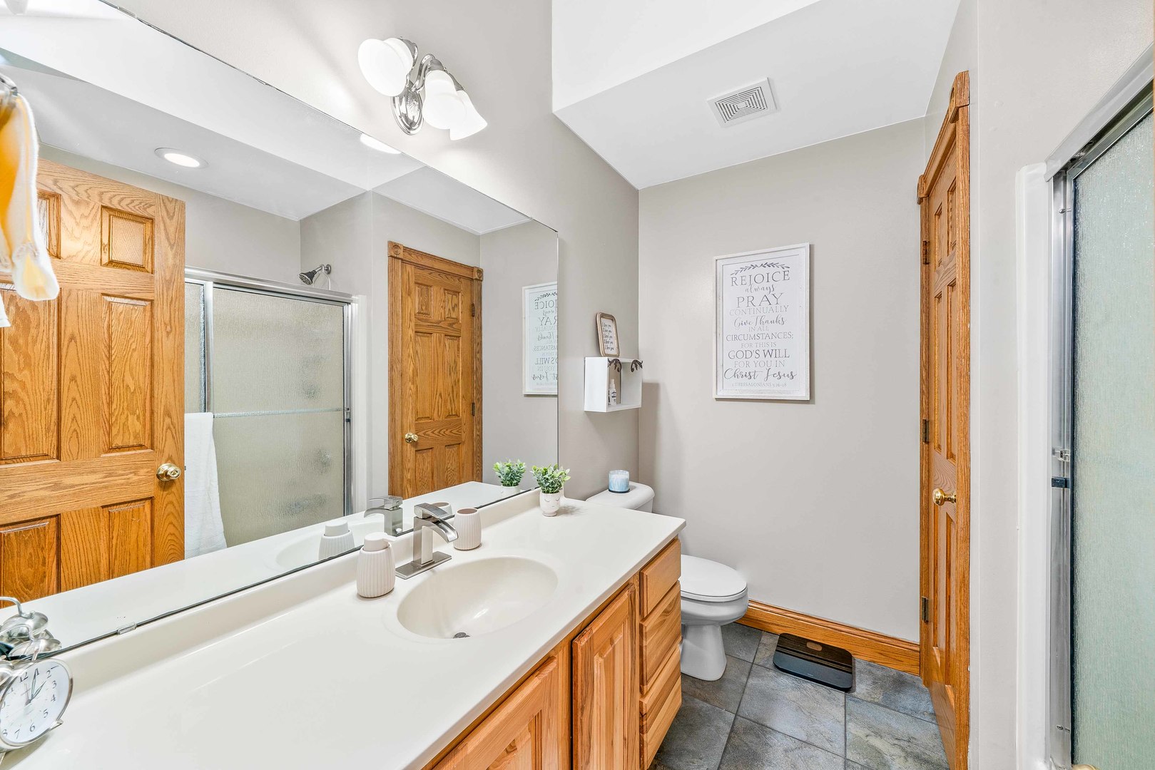 549 Beachview Drive Property Photo 32