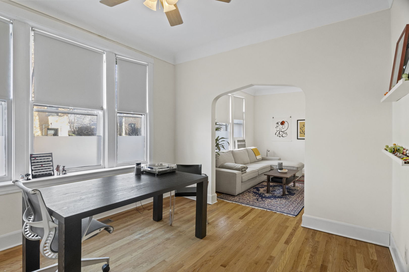 2101 W Evergreen Avenue Property Photo 7
