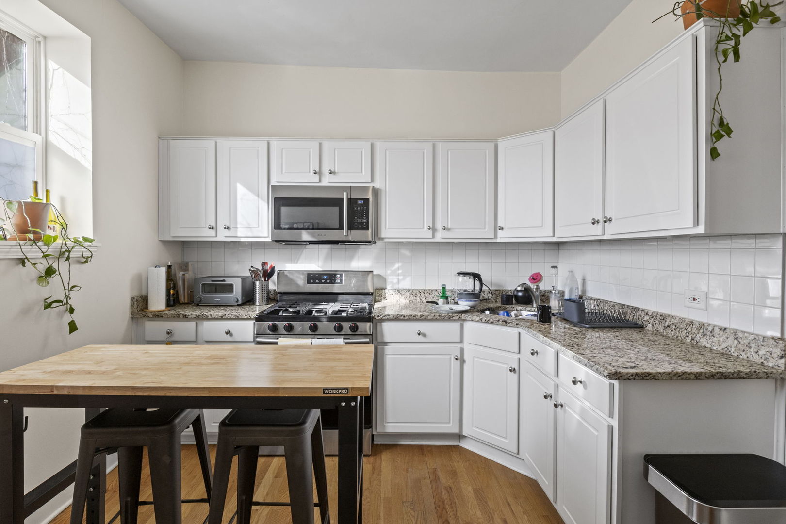 2101 W Evergreen Avenue Property Photo 11