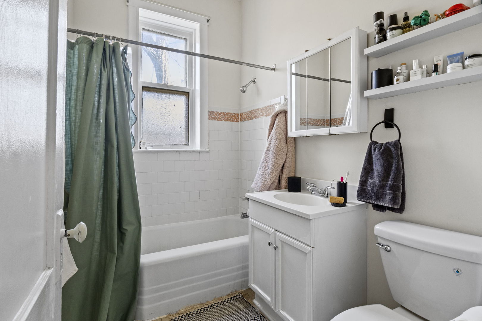 2101 W Evergreen Avenue Property Photo 18