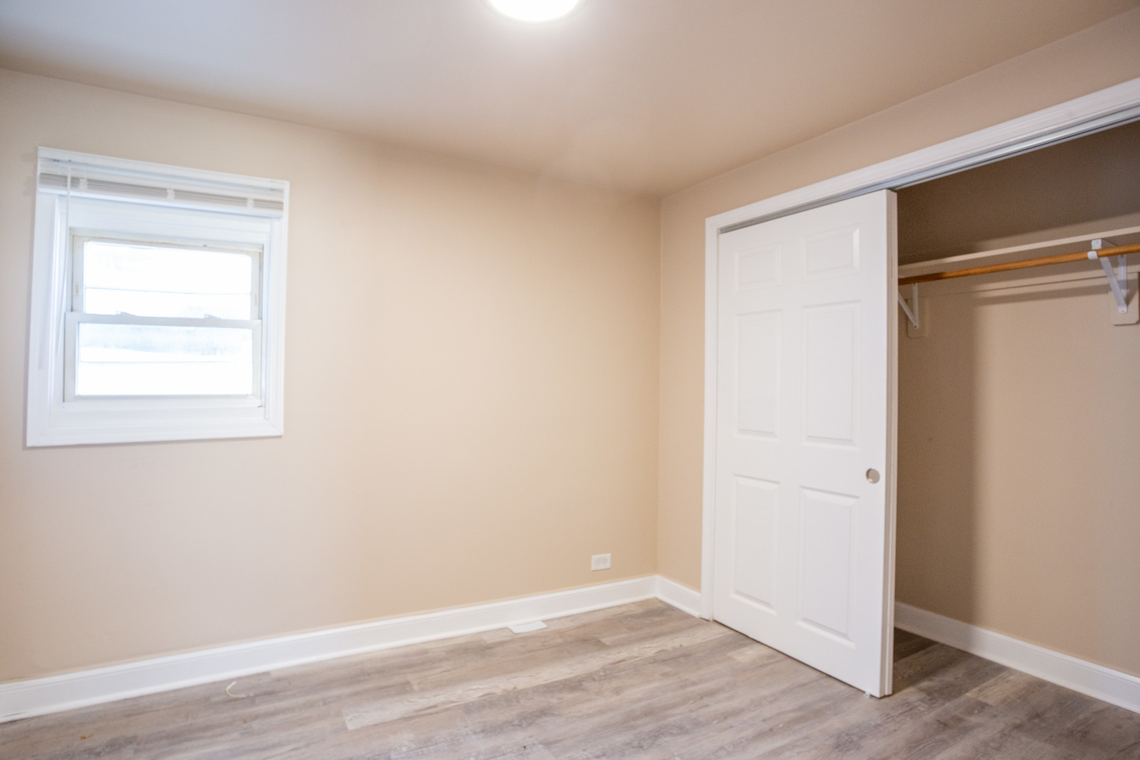8800 S Princeton Avenue Property Photo 10