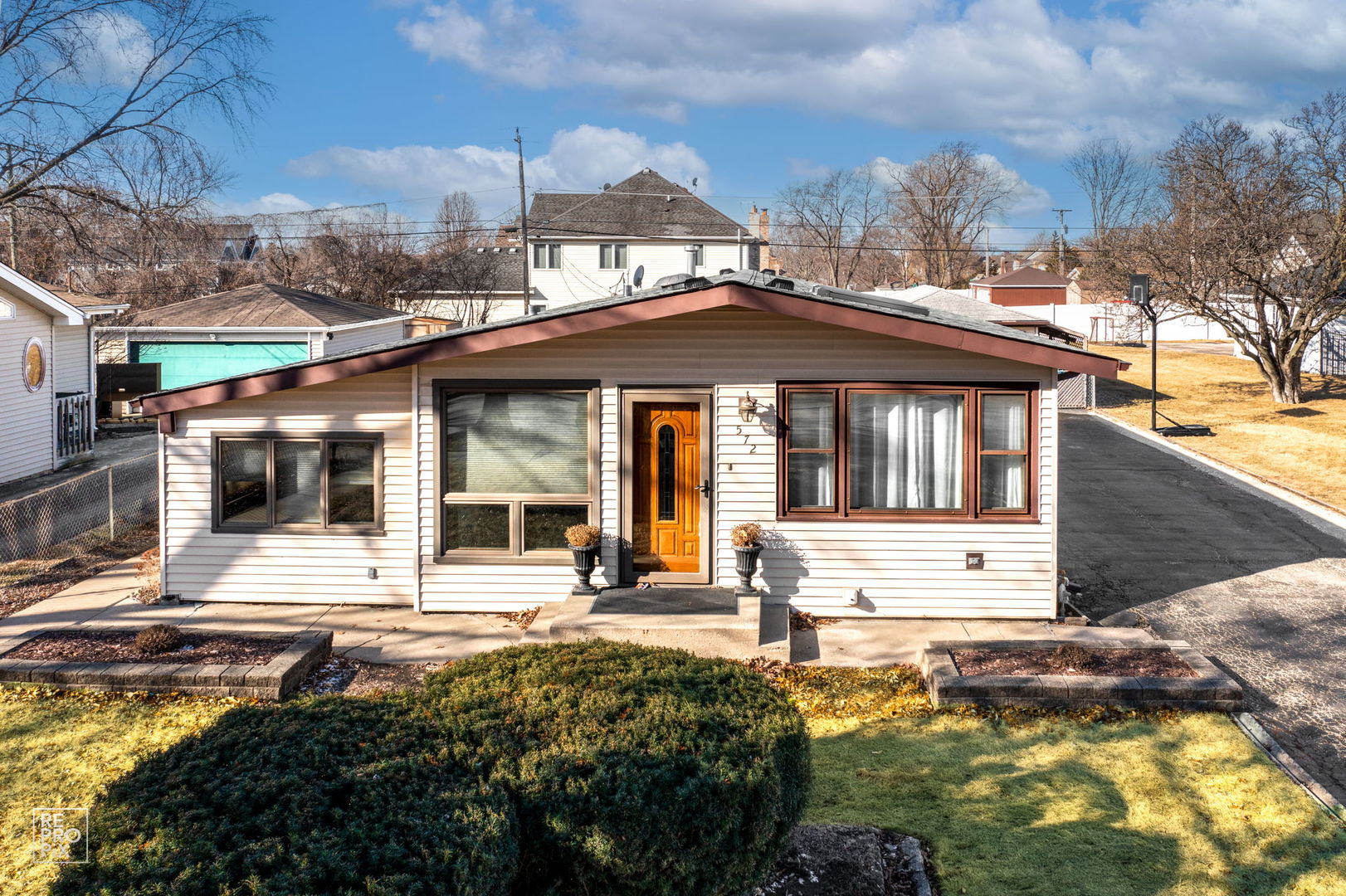 Berens Park Real Estate Listings Main Image