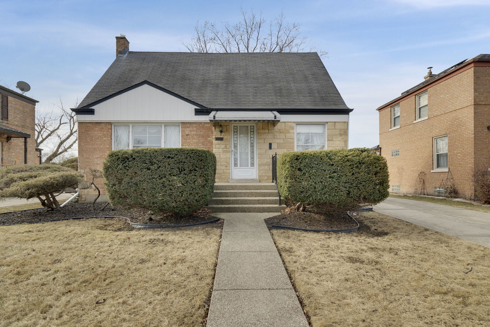 1132 Blanchan Avenue Property Photo