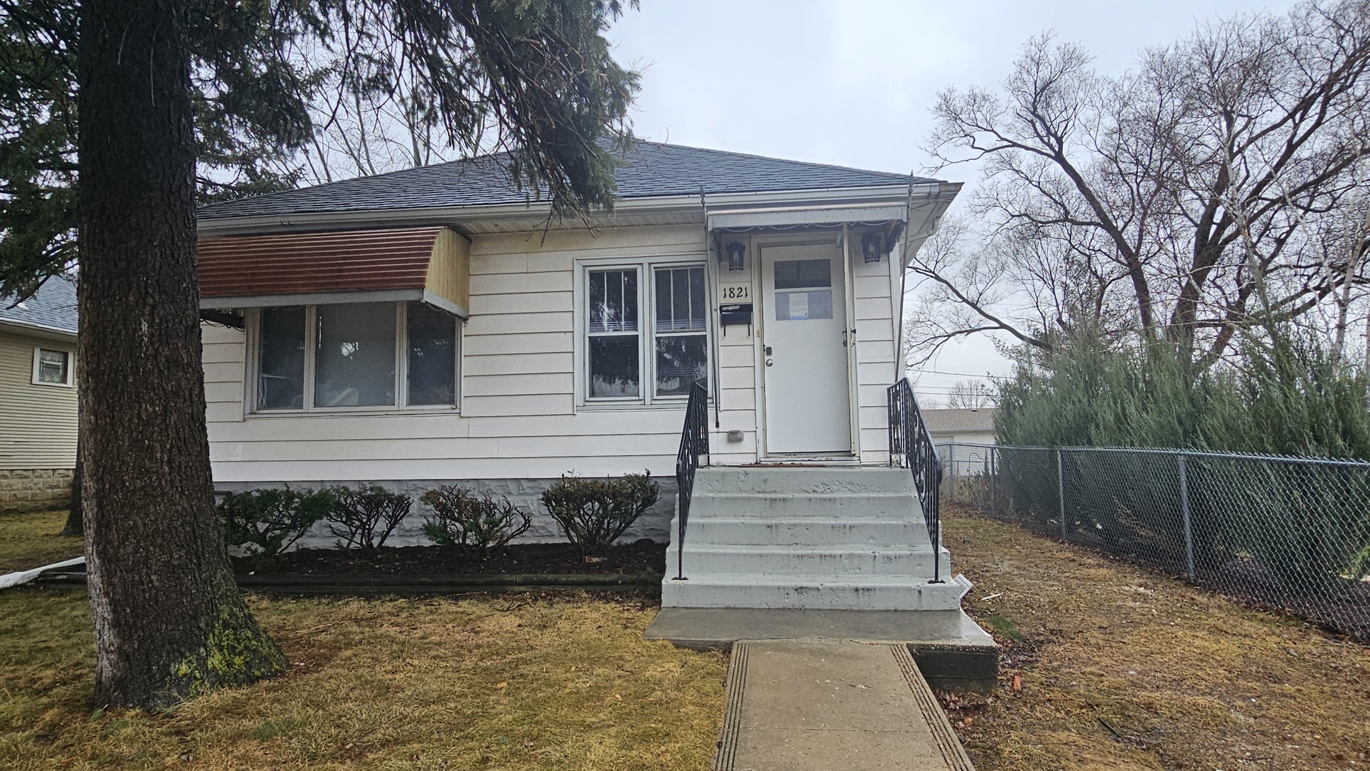 1821 Dearborn Street Property Photo