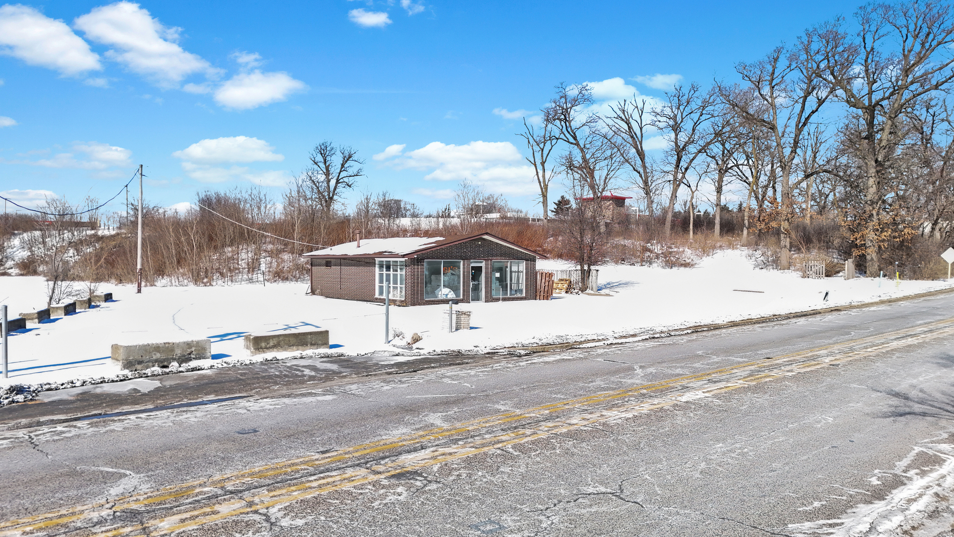 1350 Sarana Avenue Property Photo