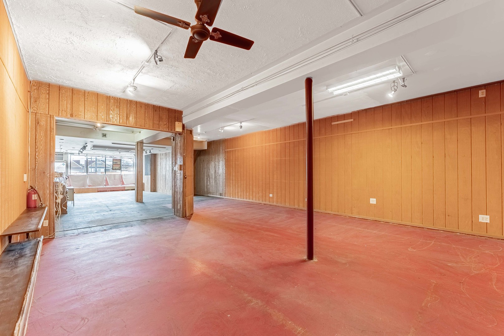 6037 W Belmont Avenue Property Photo 5