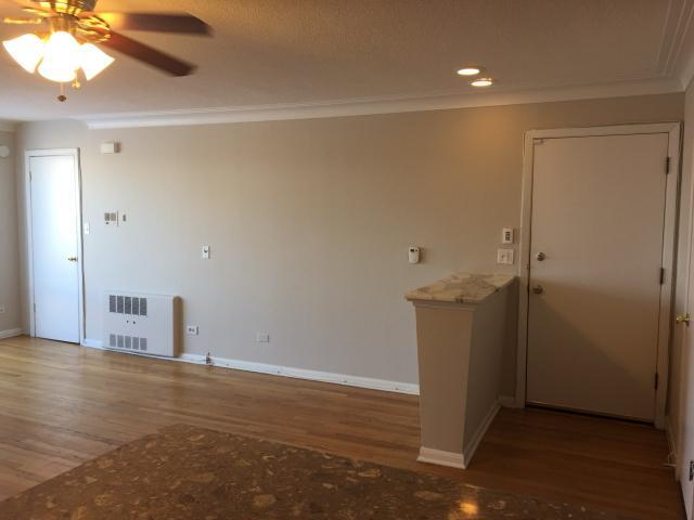 6037 W Belmont Avenue Property Photo 13