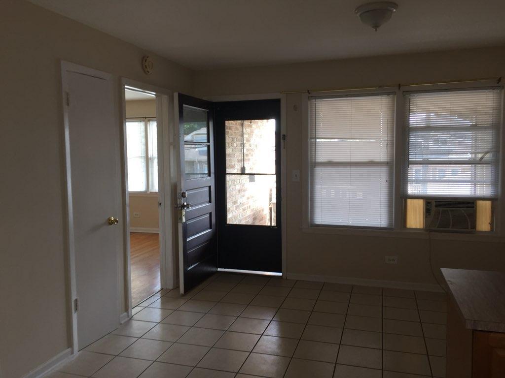6037 W Belmont Avenue Property Photo 24
