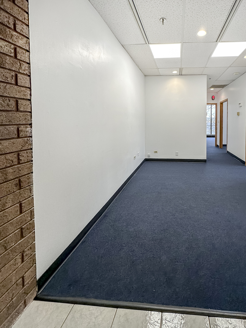 62 Orland Square Drive Property Photo 10