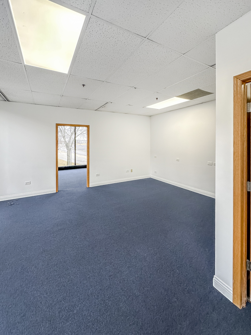 62 Orland Square Drive Property Photo 30