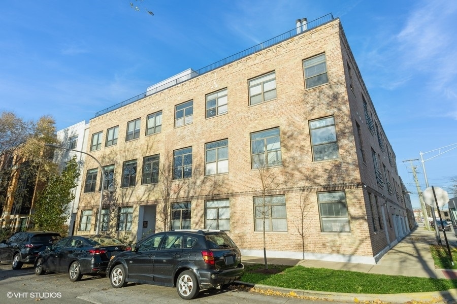 2221 N Lister Street 3D Property Photo 1