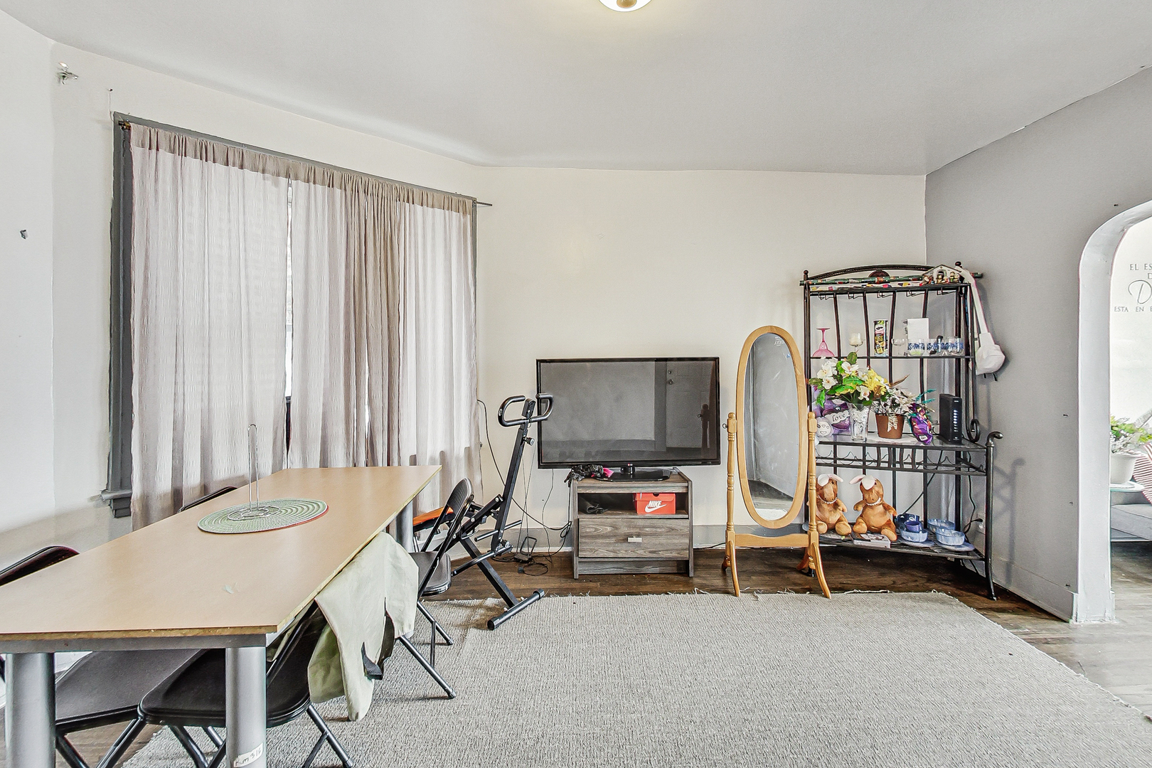5748 W North Avenue Property Photo 18