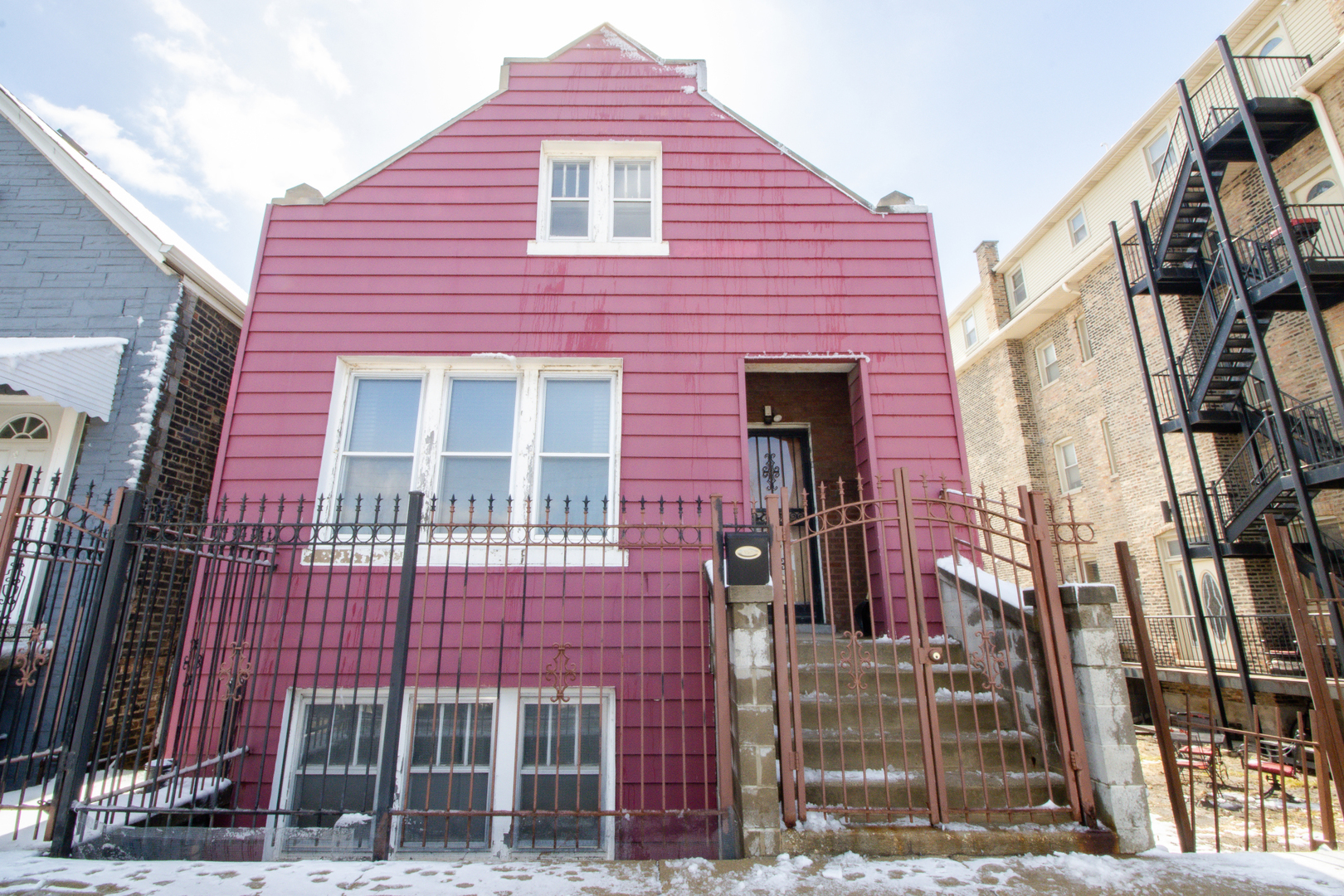 2215 W 18th Street Property Photo