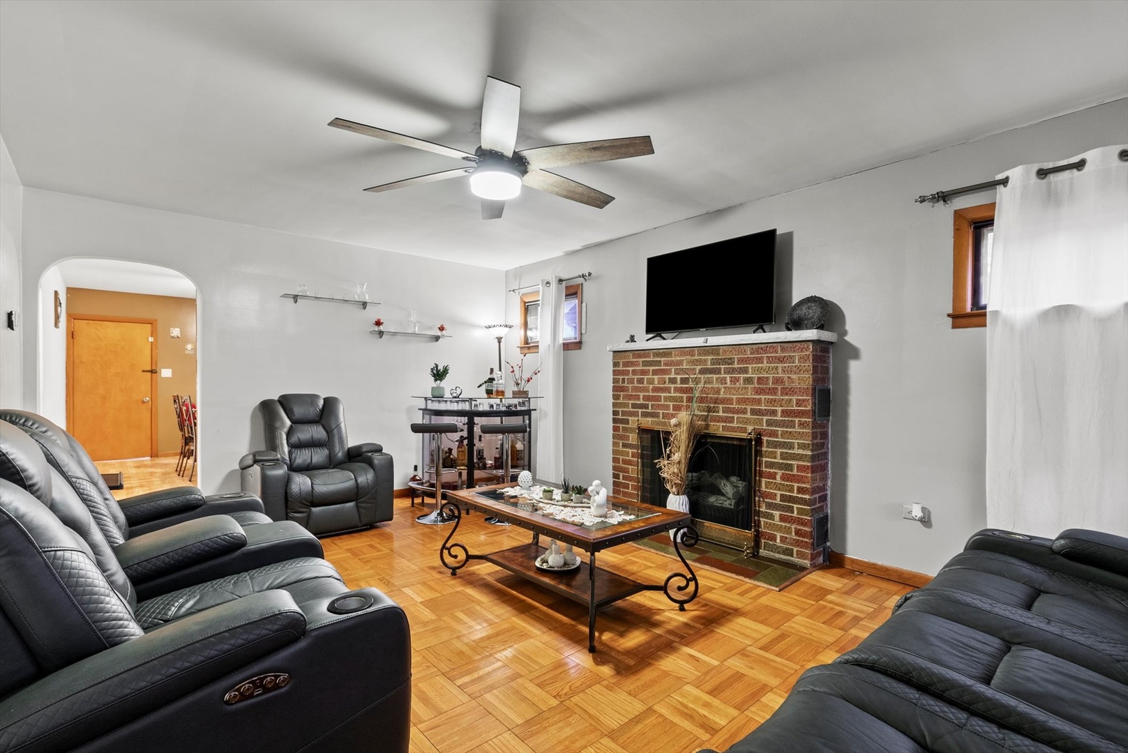 14427 S Palmer Avenue Property Photo 3