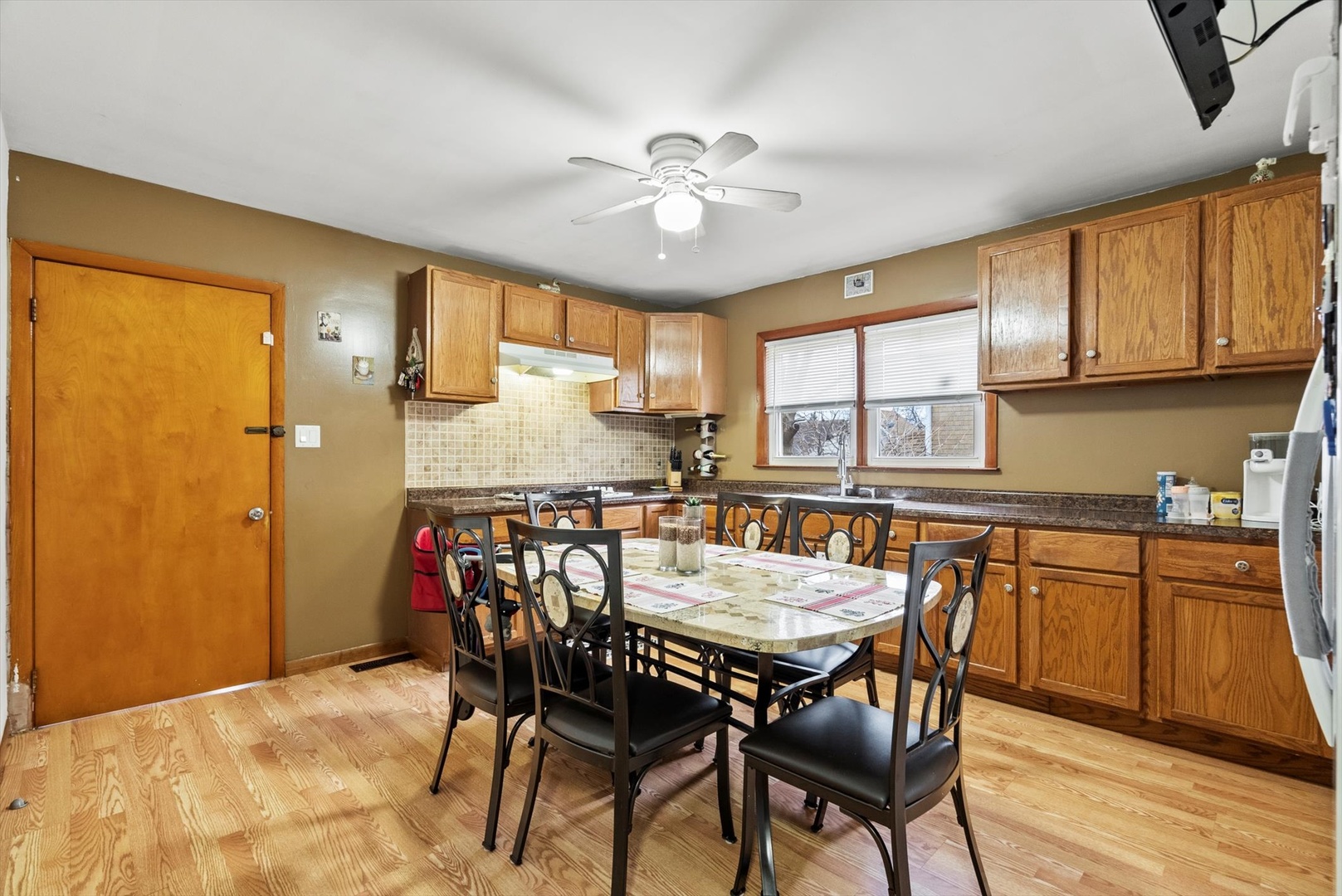 14427 S Palmer Avenue Property Photo 10