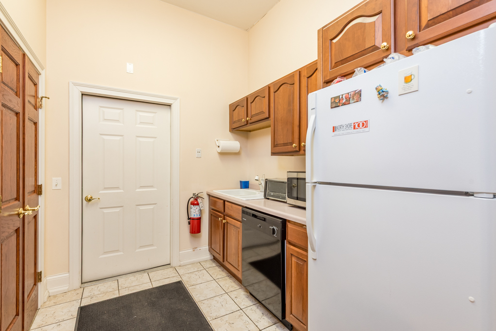 708 Florsheim Drive 10 Property Photo 10
