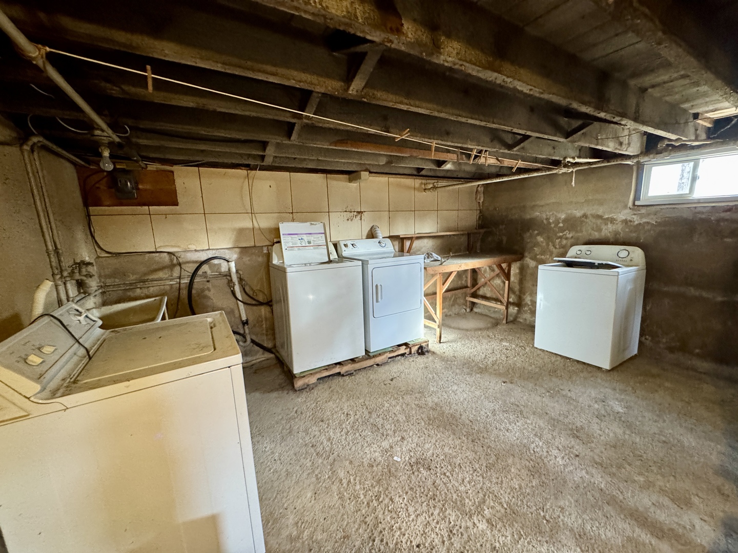 205 Elm Place Property Photo 18