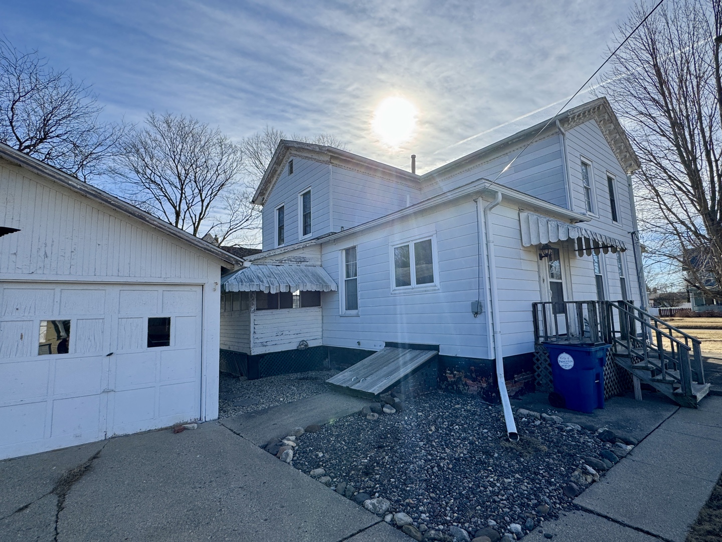 205 Elm Place Property Photo 25